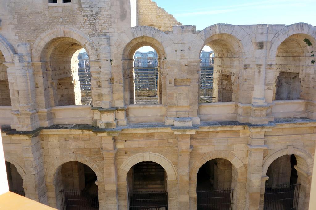 Arles Hideaway - Le Duplex Des Arenes Apartment Room photo